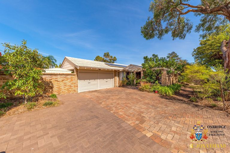 4 bedrooms House in 93 Aulberry Parade LEEMING WA, 6149