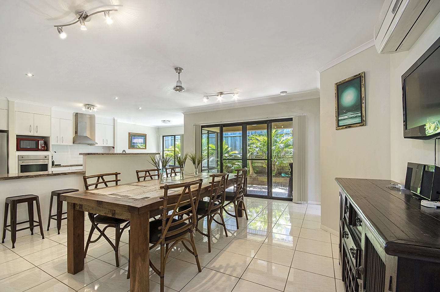 32 Ironhurst Place, Peregian Springs QLD 4573, Image 2