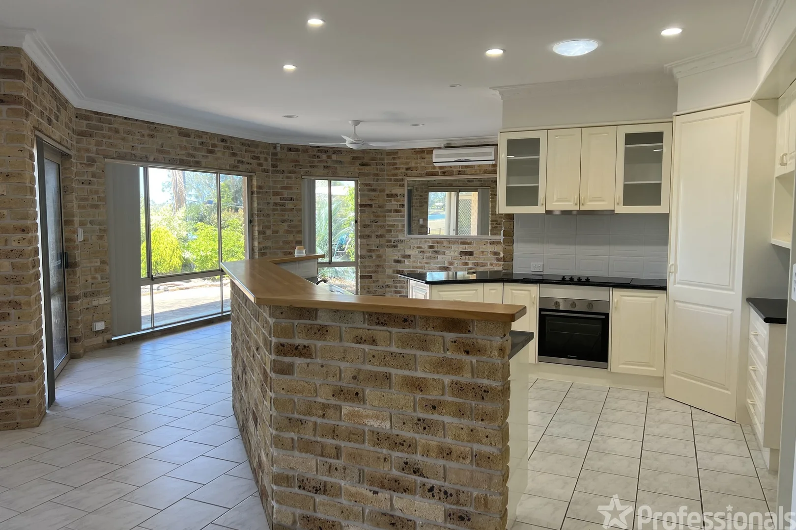 Additional image 4 of 90 Taree Street, Tuncurry NSW 2428
