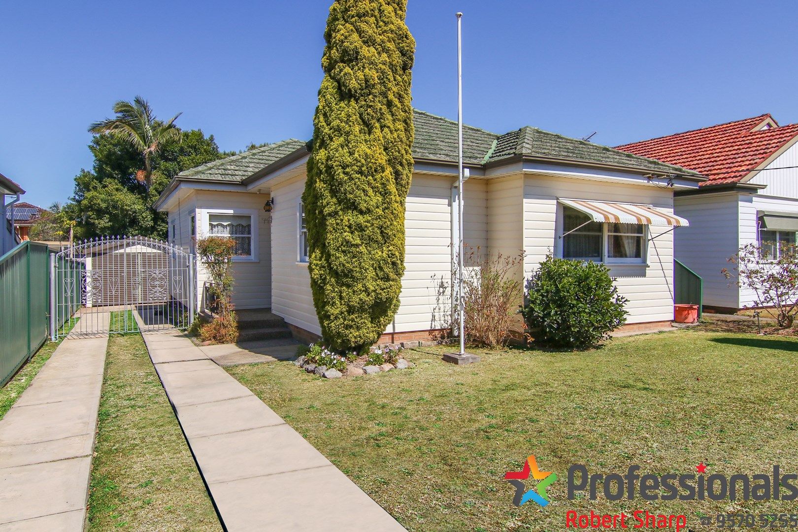 15 Roseland Avenue, Roselands NSW 2196, Image 0