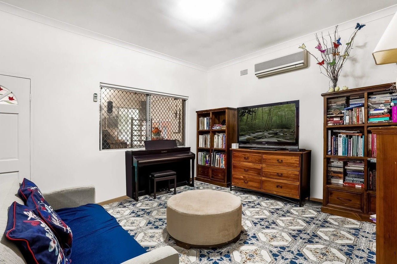 34 Sudbury Street, Belmore NSW 2192, Image 2