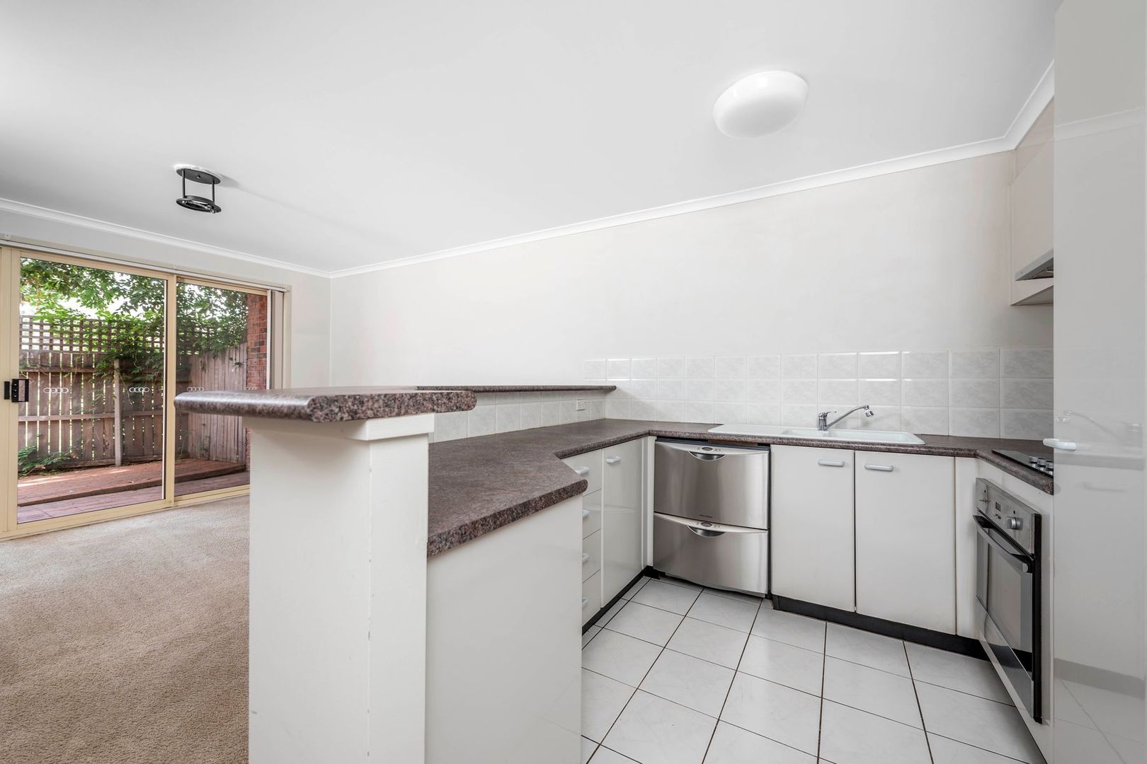 77/44 Jerrabomberra Avenue, Narrabundah ACT 2604, Image 1