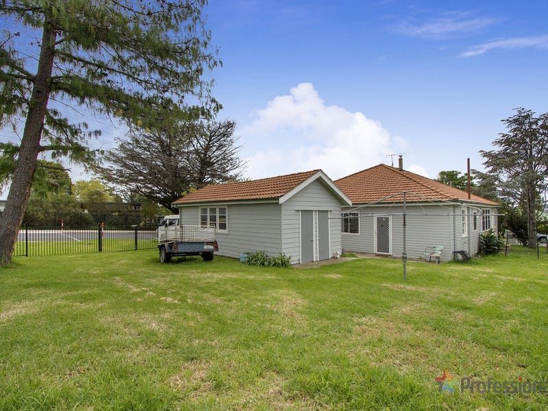 186 Mossman Street, Armidale NSW 2350, Image 1