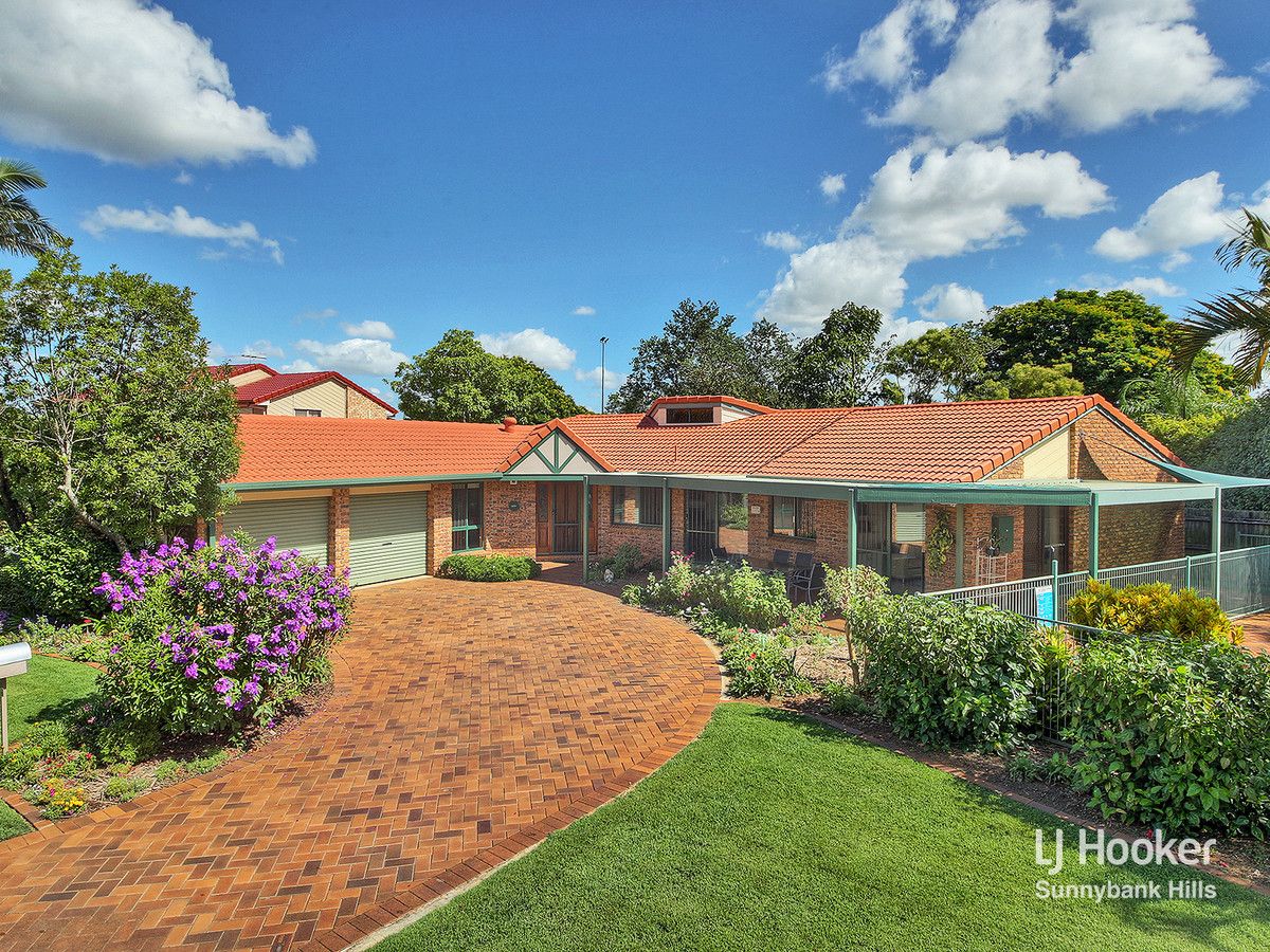 24 Redcedar Crescent, Calamvale QLD 4116, Image 0