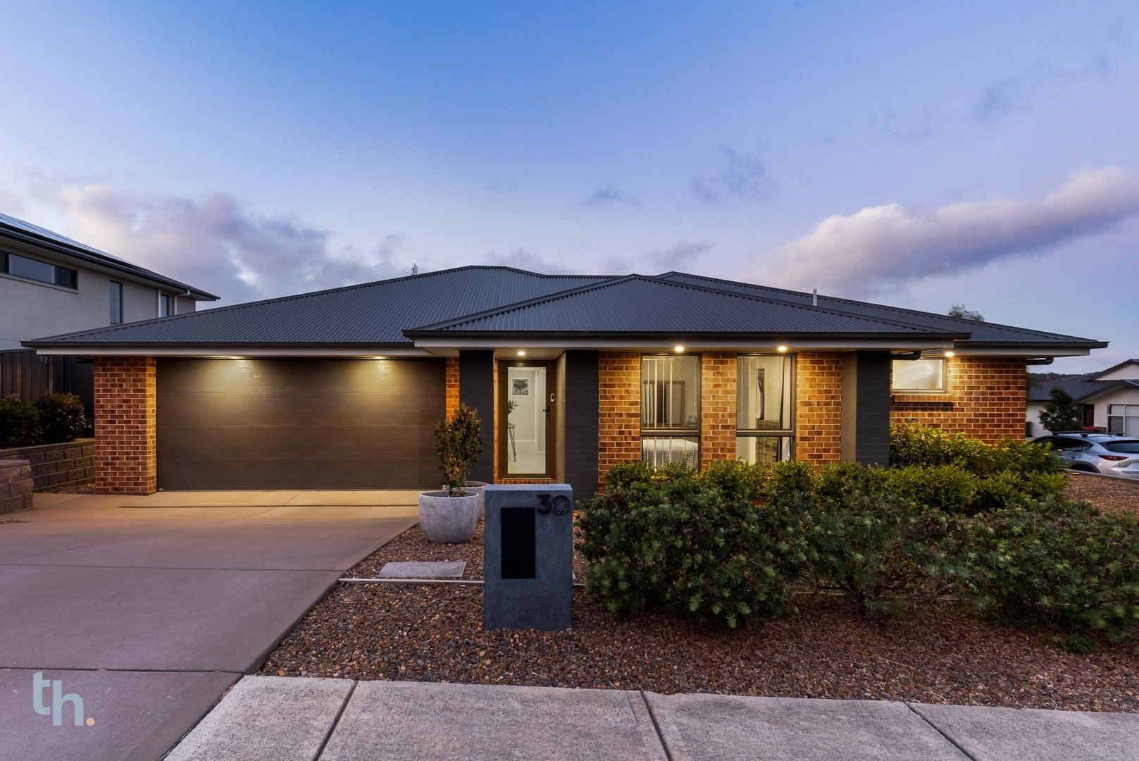 30 Preston Place, Cameron Park NSW 2285, Image 0