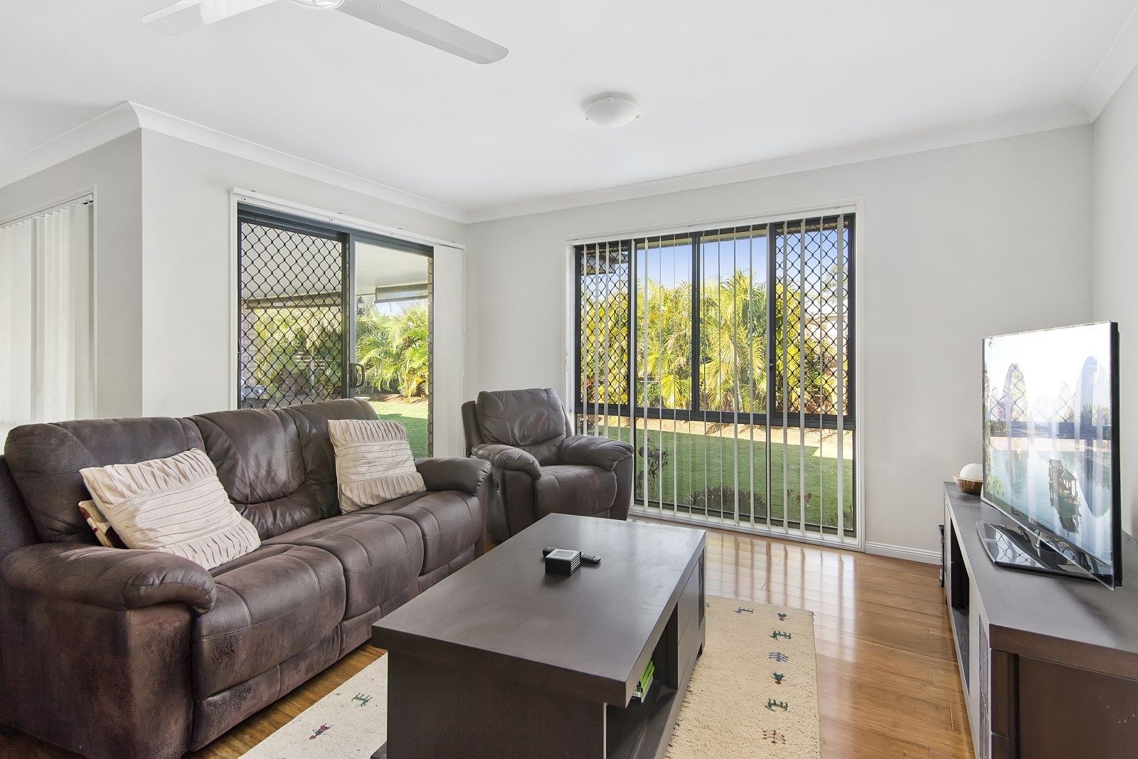 152 Beaufort Crescent, Moggill QLD 4070, Image 2