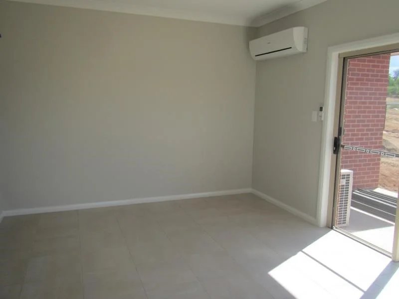 Additional image 2 of 33a Falcon Drive, Tamworth NSW 2340