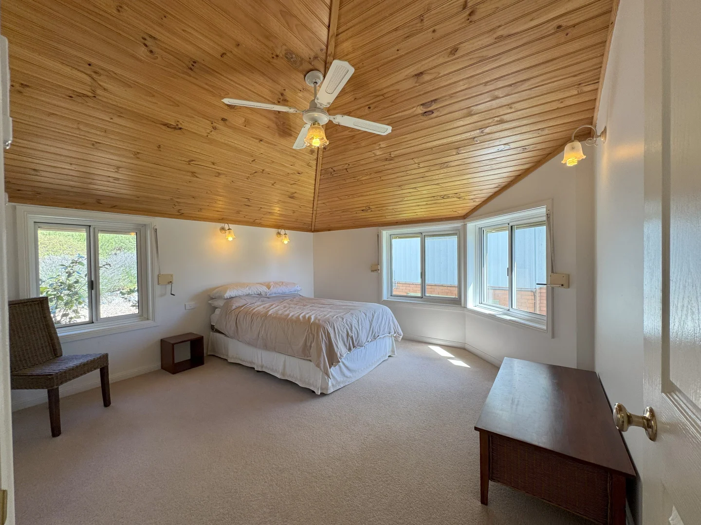 Additional image 21 of 19 Rushes Bay Ave, East Jindabyne NSW 2627