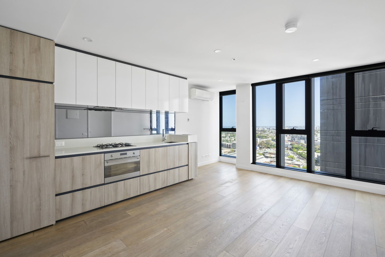 2103/58 Clarke Street, Southbank VIC 3006