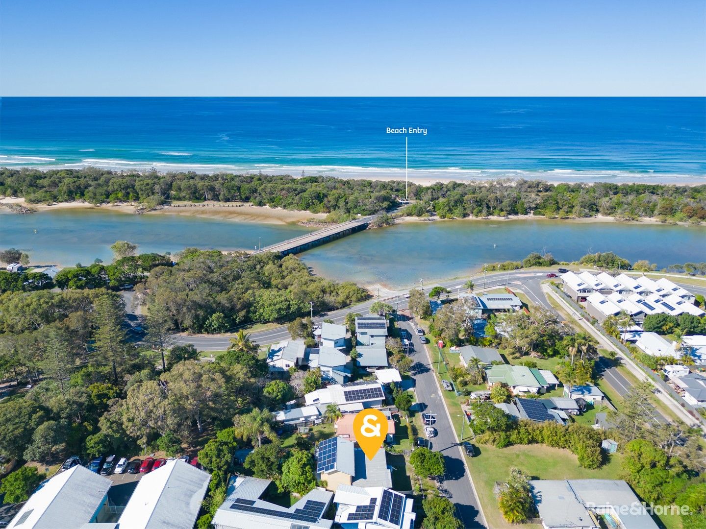 4 bedrooms House in 5 Anne Street POTTSVILLE NSW, 2489