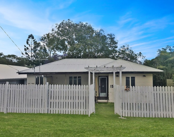 15 Lusitania Street, Newtown QLD 4305