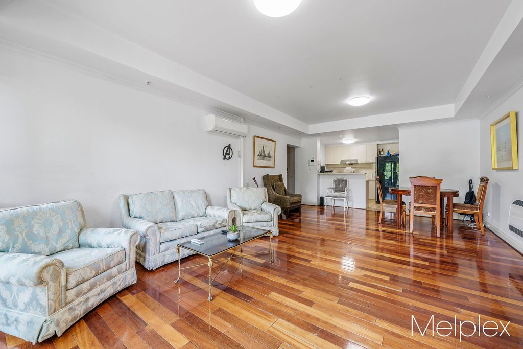 18/33 La Trobe Street, Melbourne VIC 3000, Image 1