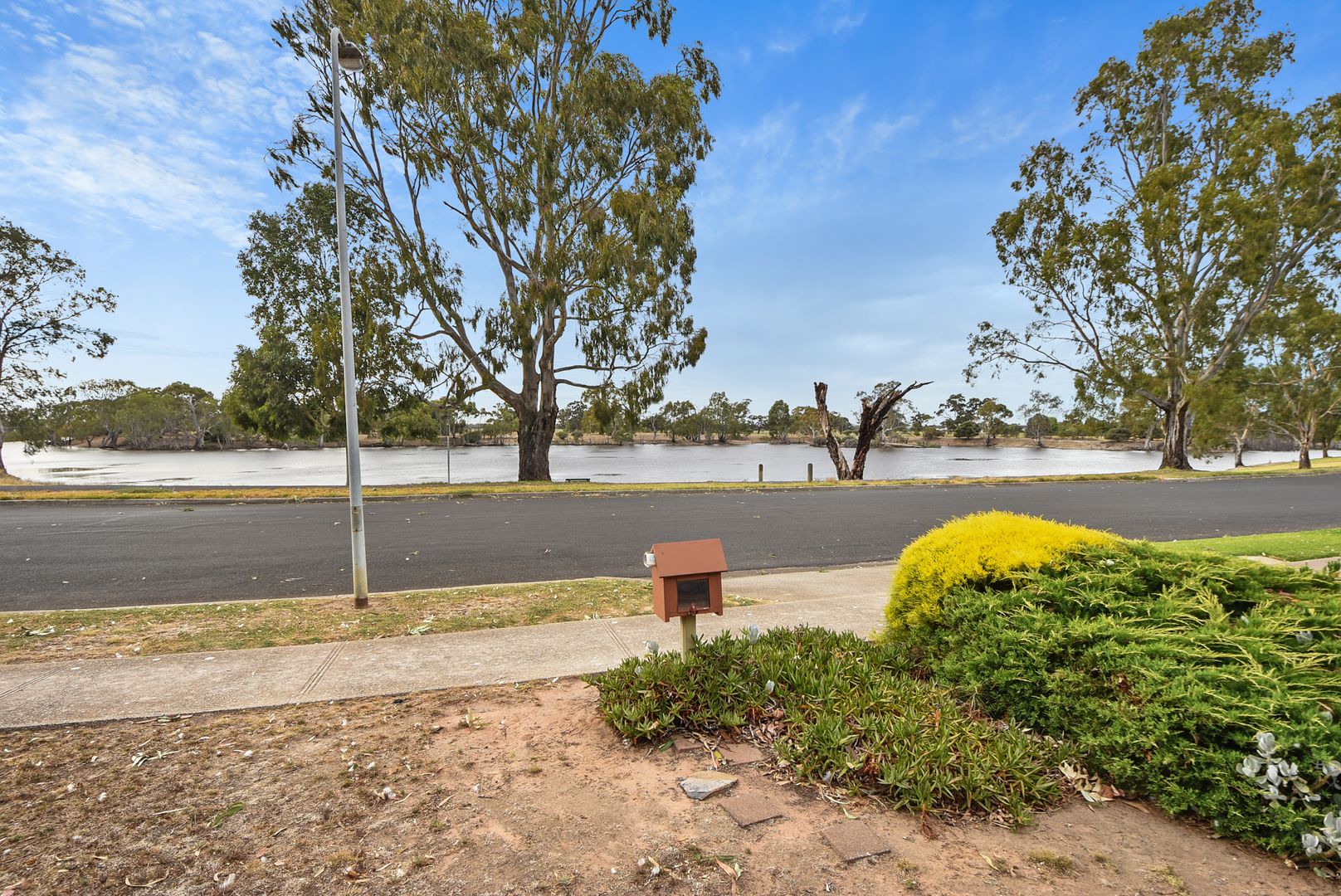 10 Menadue Street, Horsham VIC 3400, Image 2