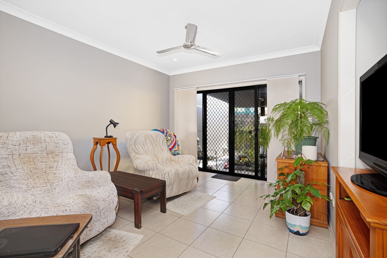 1&2/16 Crowder Street, Garbutt QLD 4814, Image 2