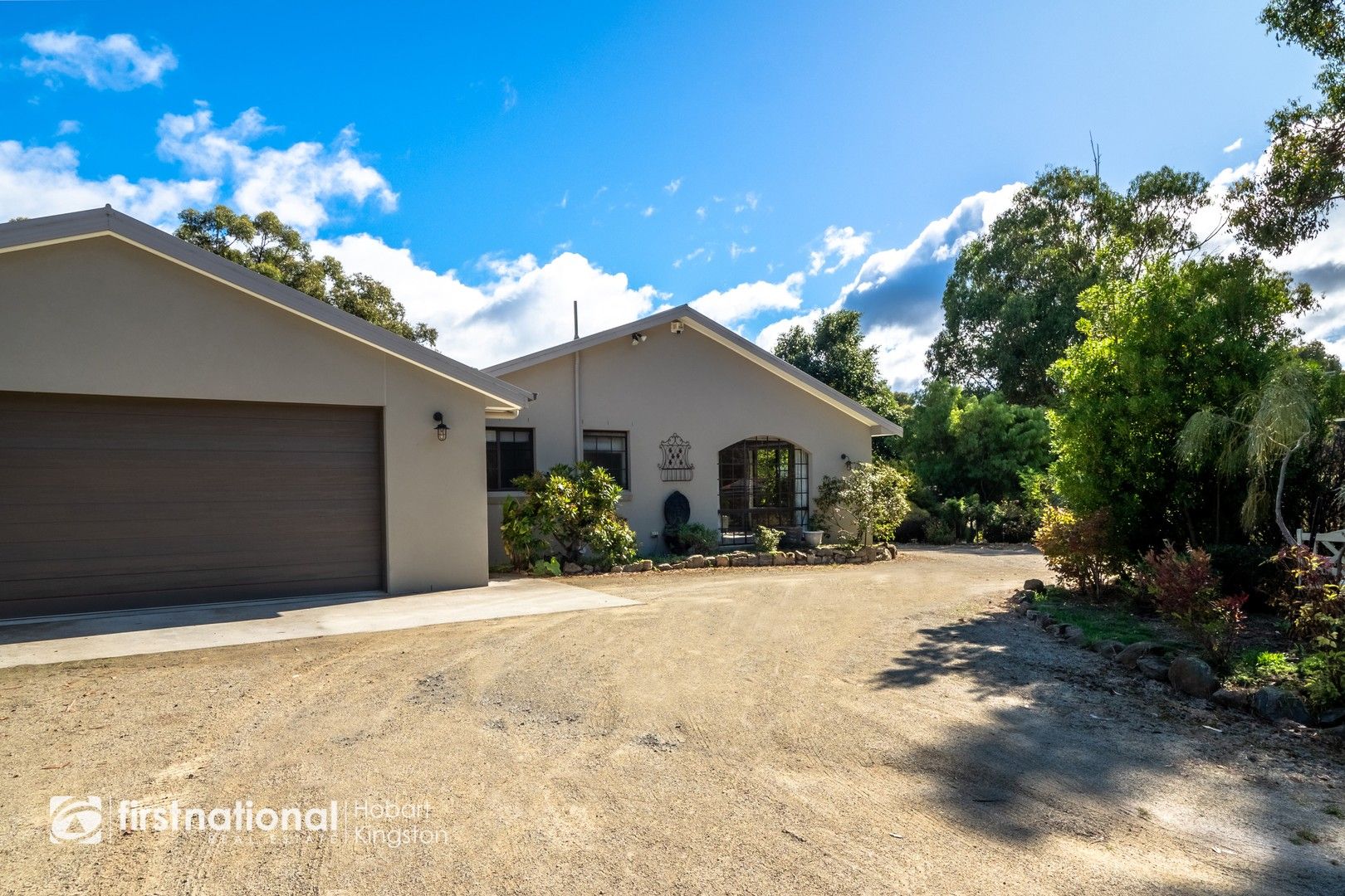 5 bedrooms House in 2 Mckenzies Road LESLIE VALE TAS, 7054