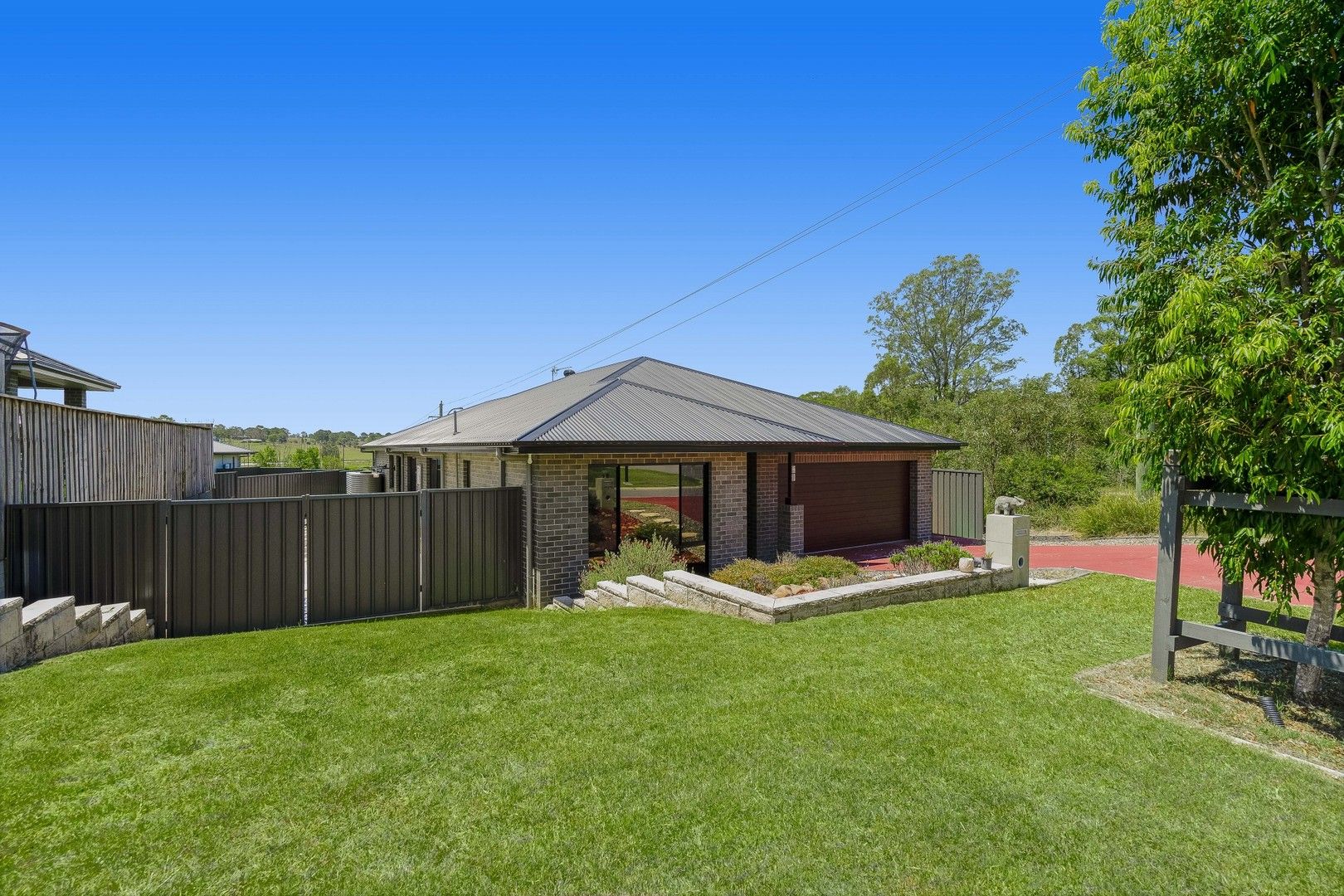 4 bedrooms House in 35 Corvina Circuit CLIFTLEIGH NSW, 2321