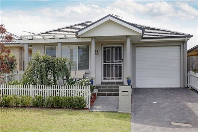 Picture of 6 The Walk, CAMDEN PARK NSW 2570