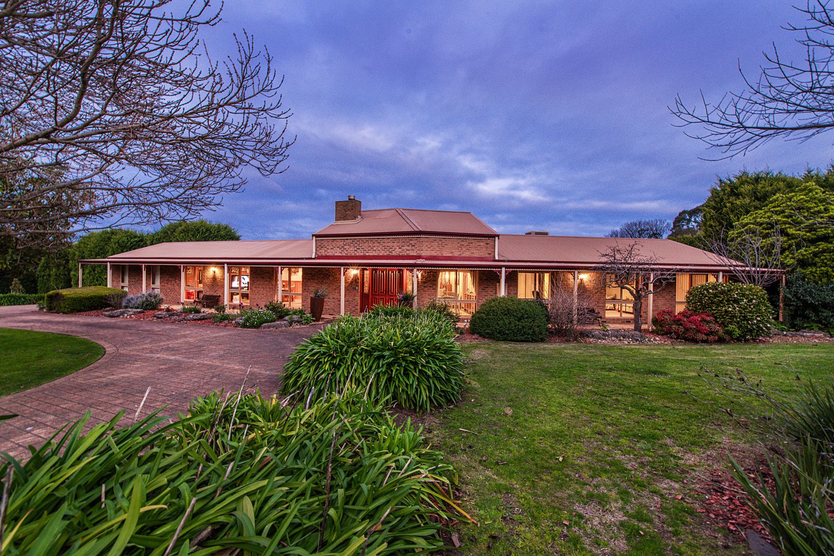8 Carrington Court Narre Warren South Property History Address