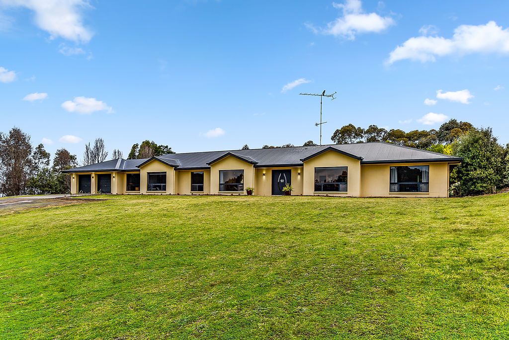 7 Albatross Terrace, Worrolong SA 5291, Image 0