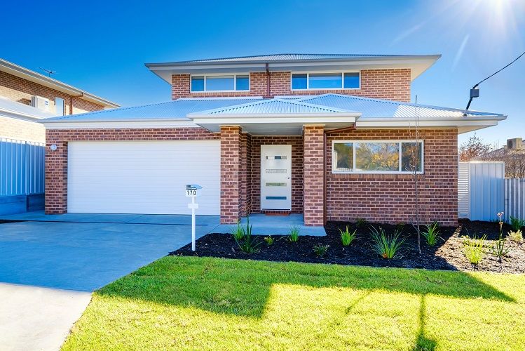 2 bedrooms House in 170 Bilba Street EAST ALBURY NSW, 2640