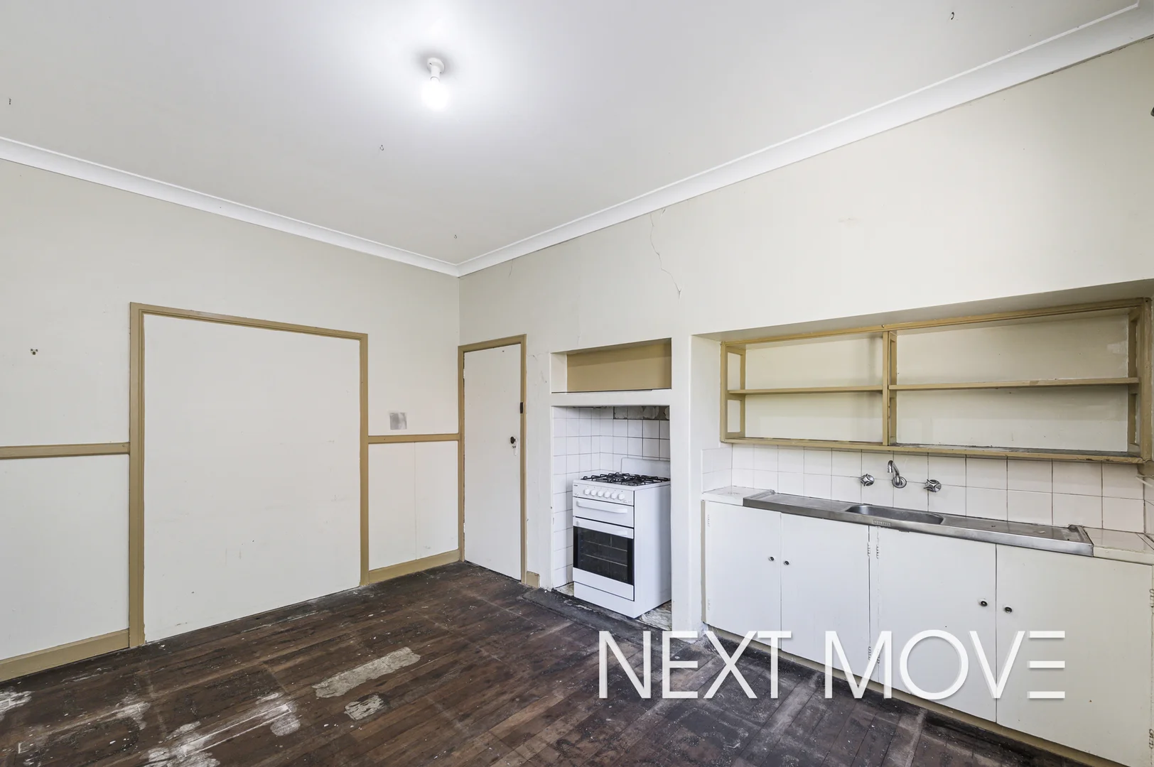 Additional image 6 of 2B Nicholas Crescent, Hilton WA 6163