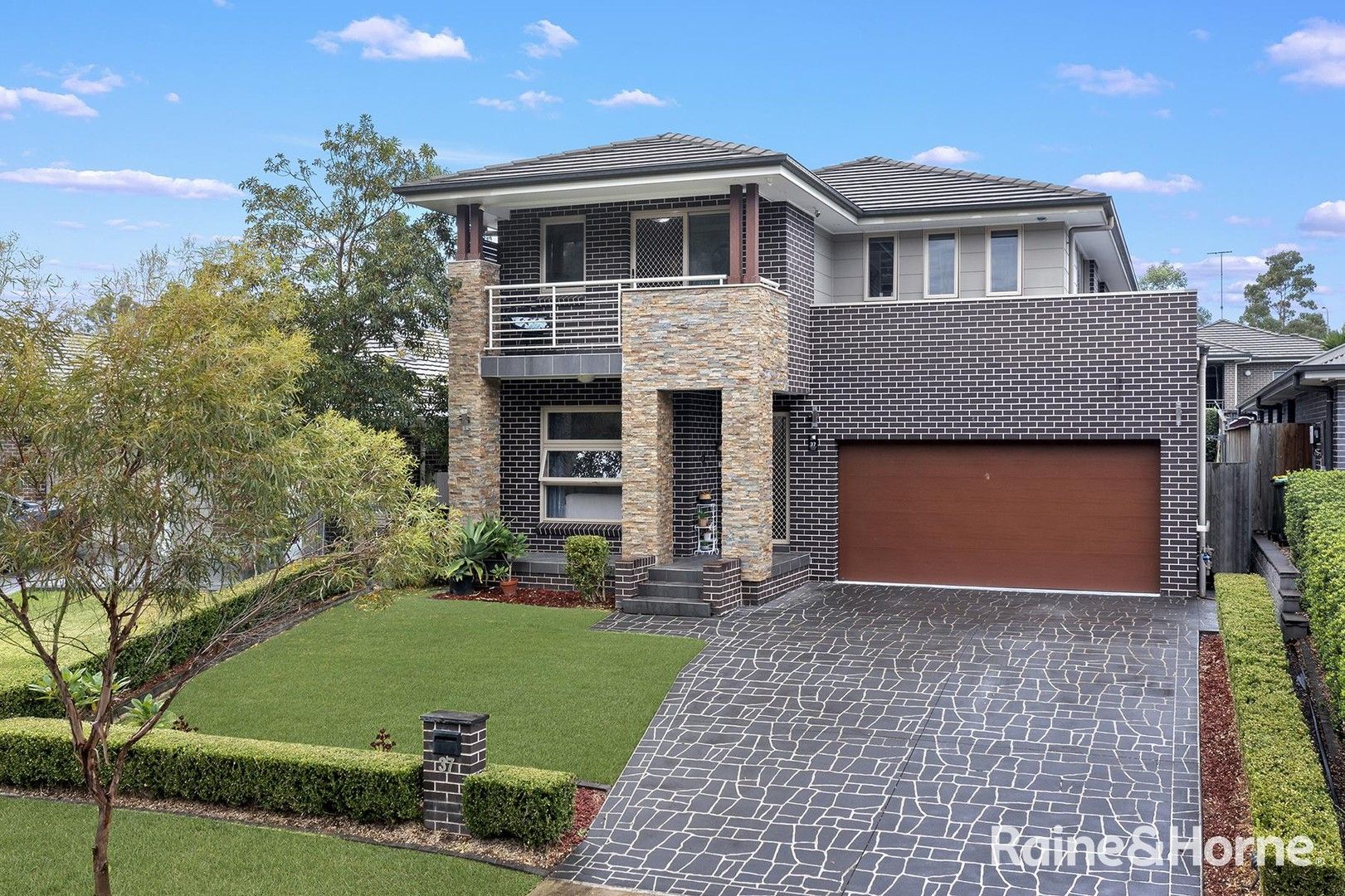 37 Cartwright Crescent, Bradbury NSW 2560, Image 0