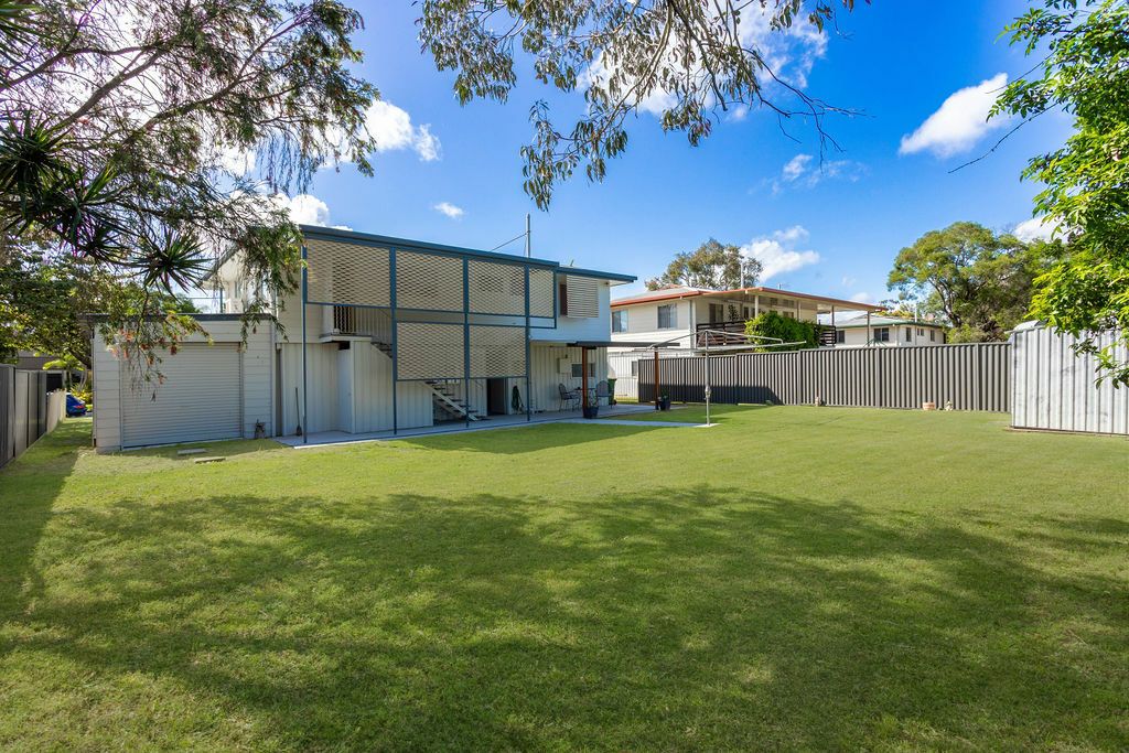 5 Chifley Cres, Brassall QLD 4305, Image 2