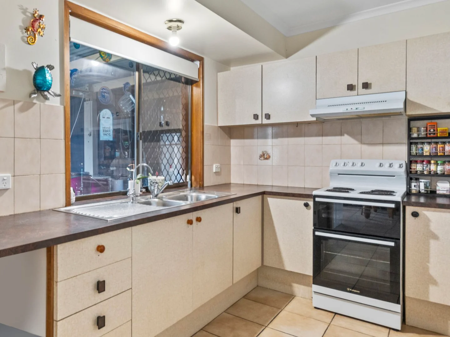 Additional image 4 of 20 Vermont Crescent, Mount Warren Park QLD 4207