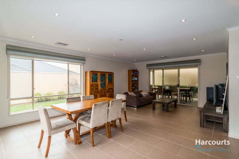 12 Manordale Court, Seaford Meadows SA 5169, Image 1