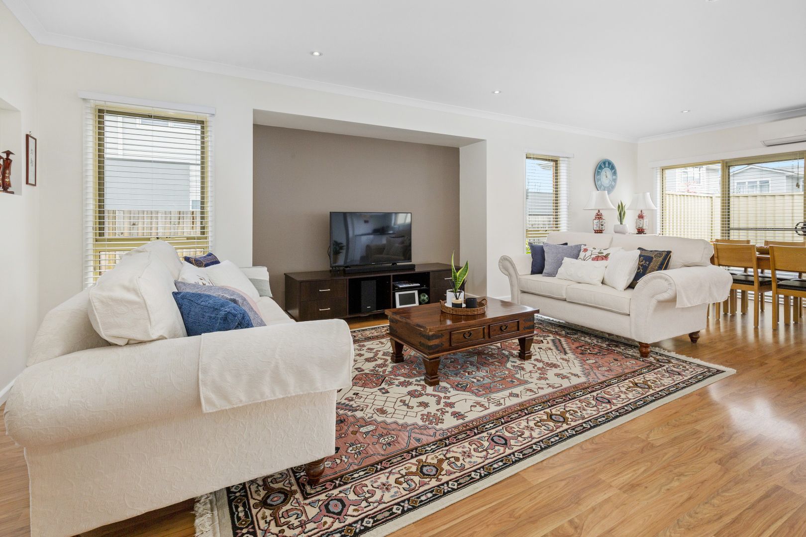 1/5 Ti-Tree Grove, Mornington VIC 3931, Image 2