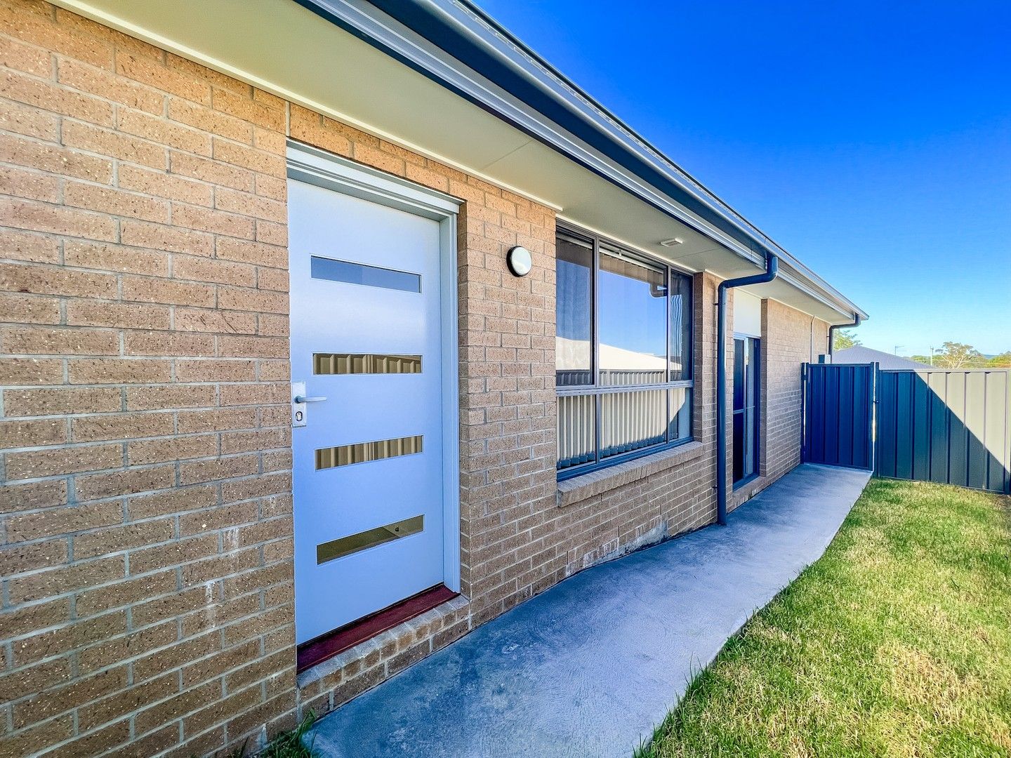 2/27 Pioneer Drive, Morisset NSW 2264 Duplex For Rent 490 Domain