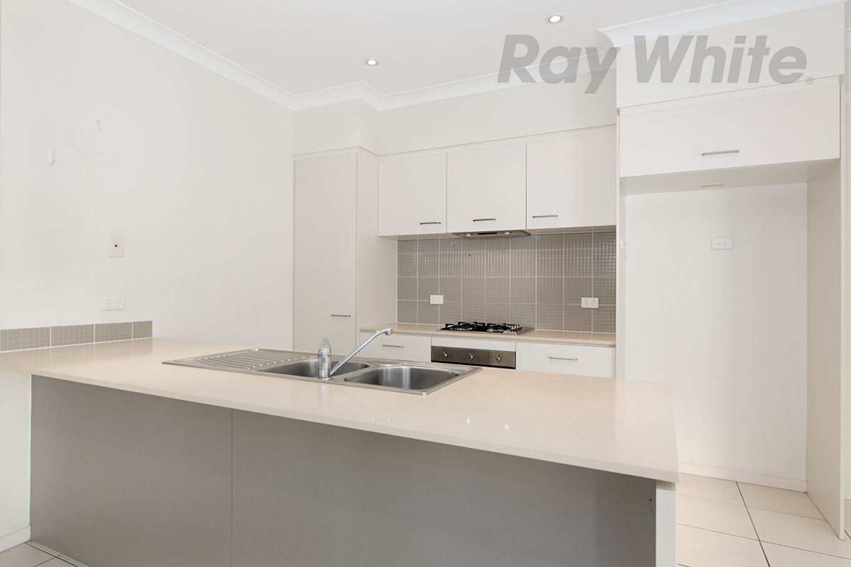 161/16 Surbiton Court, Carindale QLD 4152, Image 2