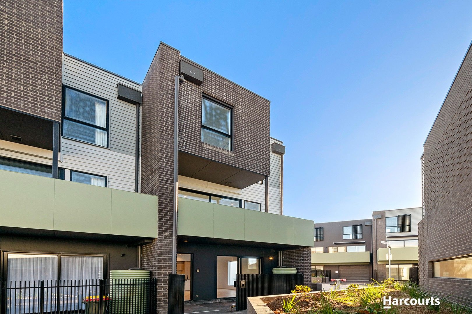 3 bedrooms Townhouse in 2 Sacramento Way COBURG VIC, 3058