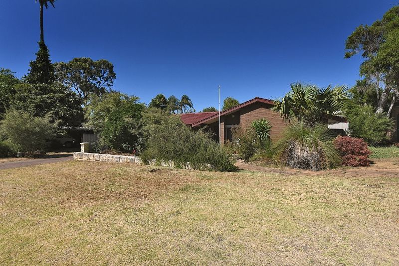 16 Hawker Avenue, Warwick WA 6024, Image 0