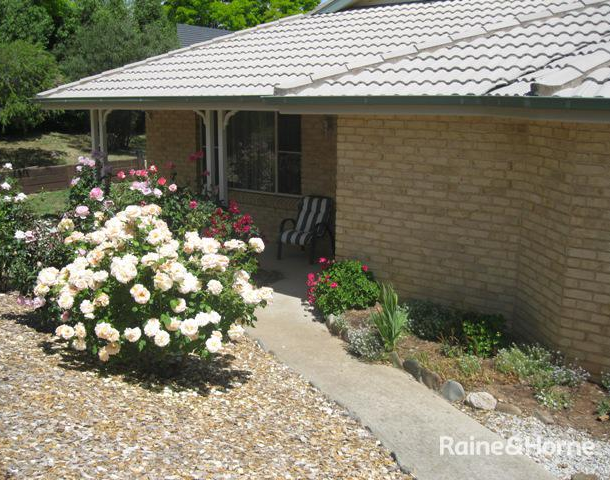 1 Robinia Close, Kelso NSW 2795