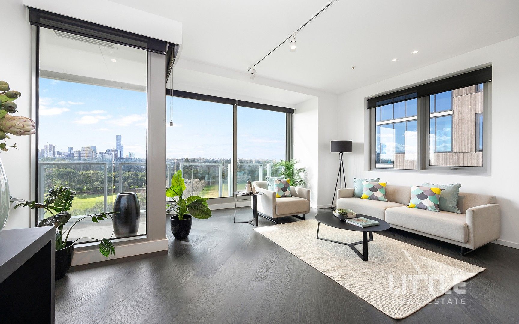 3 bedrooms Apartment / Unit / Flat in 810/499 St Kilda Road MELBOURNE VIC, 3004