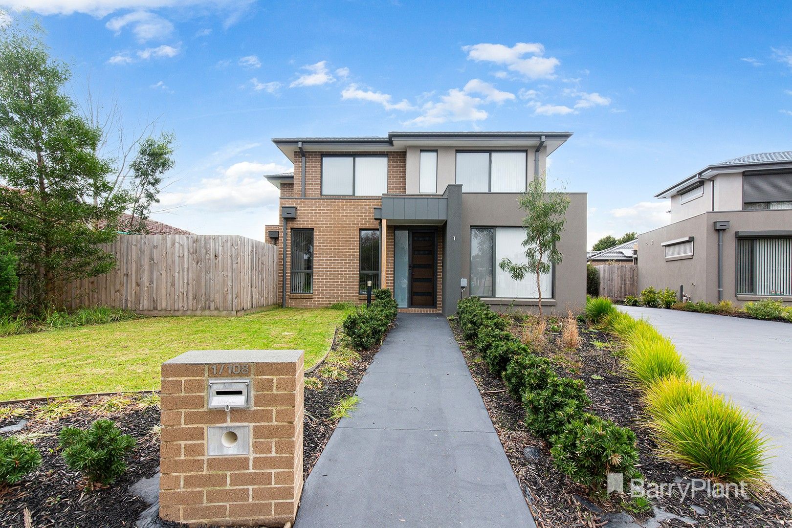 3 bedrooms Townhouse in 1/108 Endeavour Drive CRANBOURNE NORTH VIC, 3977