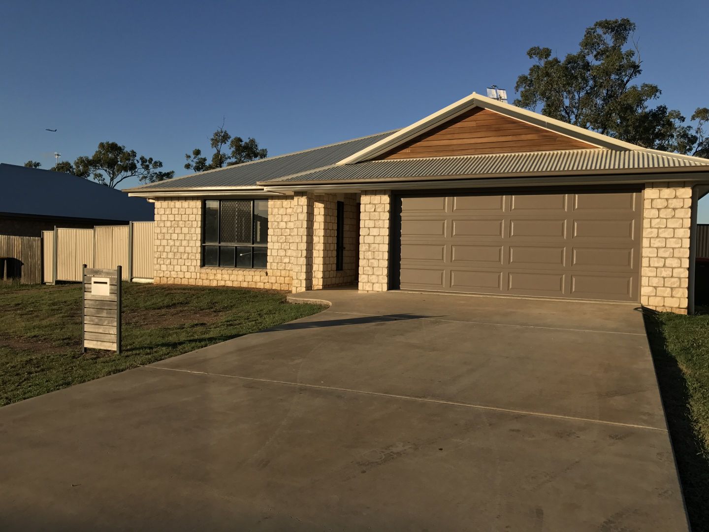24 Lambert Drive, Moranbah Property History & Address Research Domain