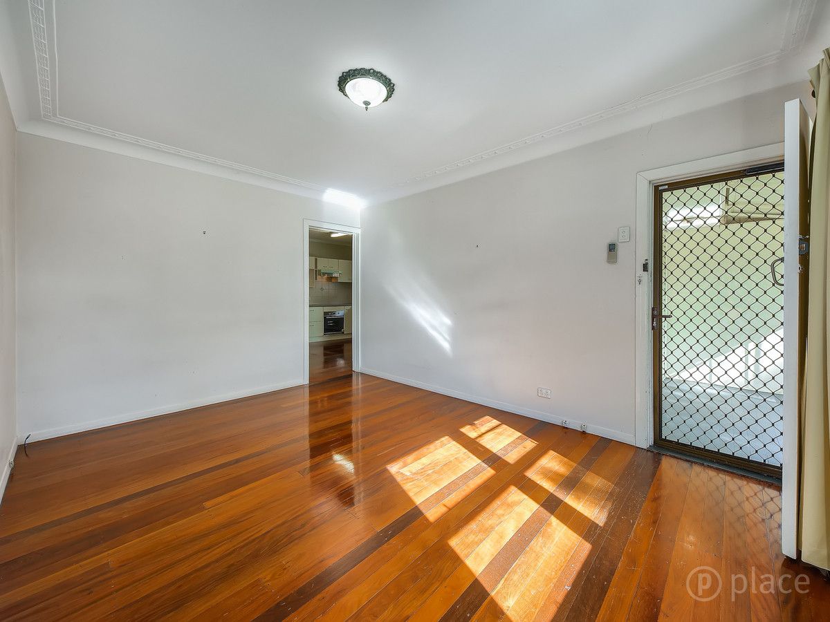 4 Quebec Avenue, Camp Hill QLD 4152, Image 2