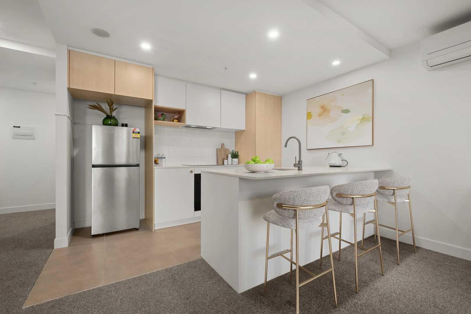 Additional image 2 of 607/11 Launceston Street, Phillip ACT 2606