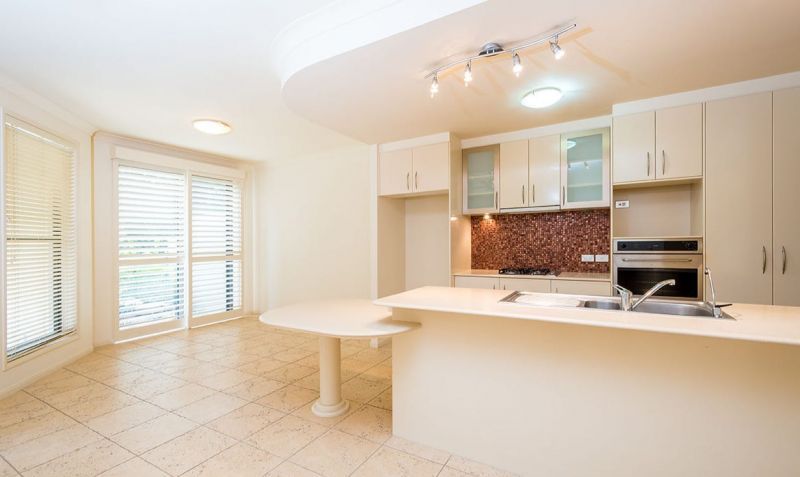 1089/1 The Cove Crescent, Carrara QLD 4211, Image 2