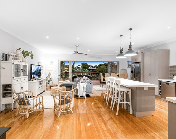 227 Gordon Parade, Manly QLD 4179