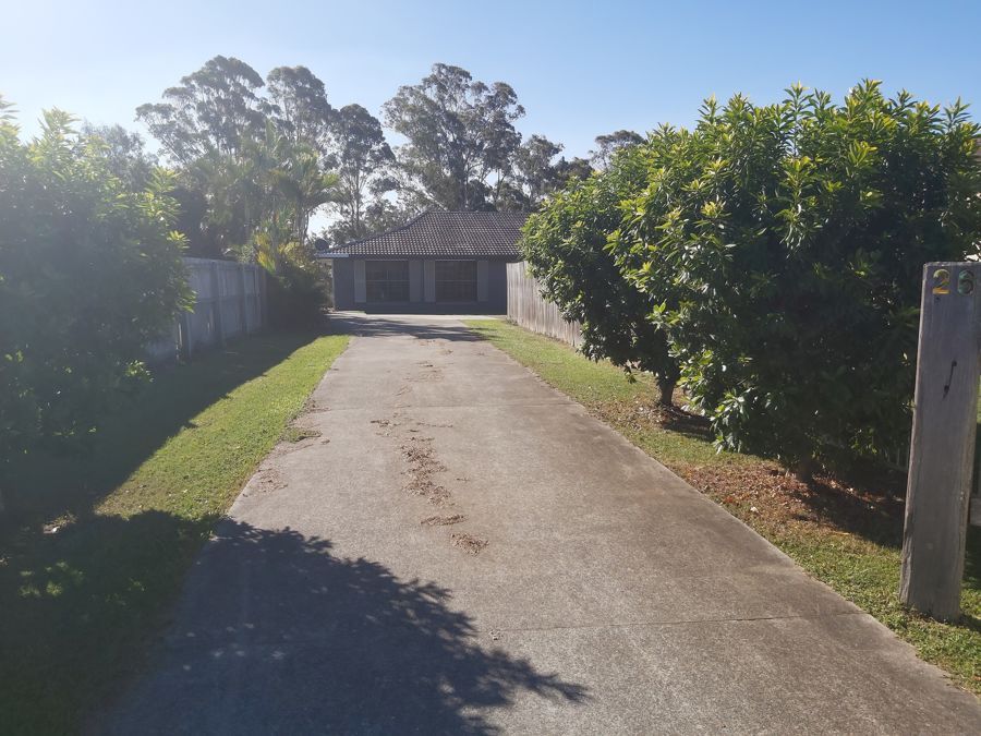 5 bedrooms House in 26 Ronald Court MORAYFIELD QLD, 4506