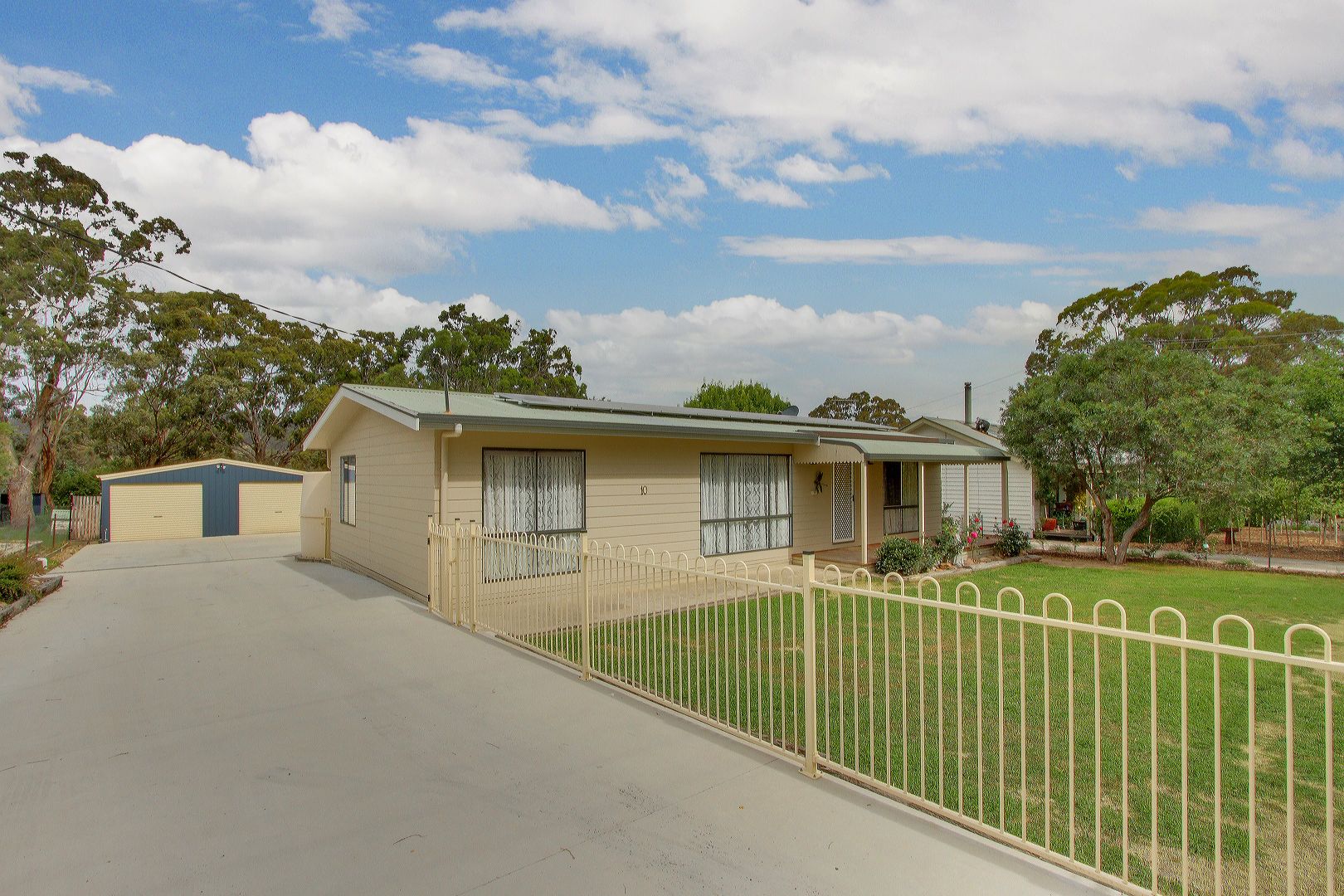 10 Lorn Street, Collector NSW 2581, Image 2