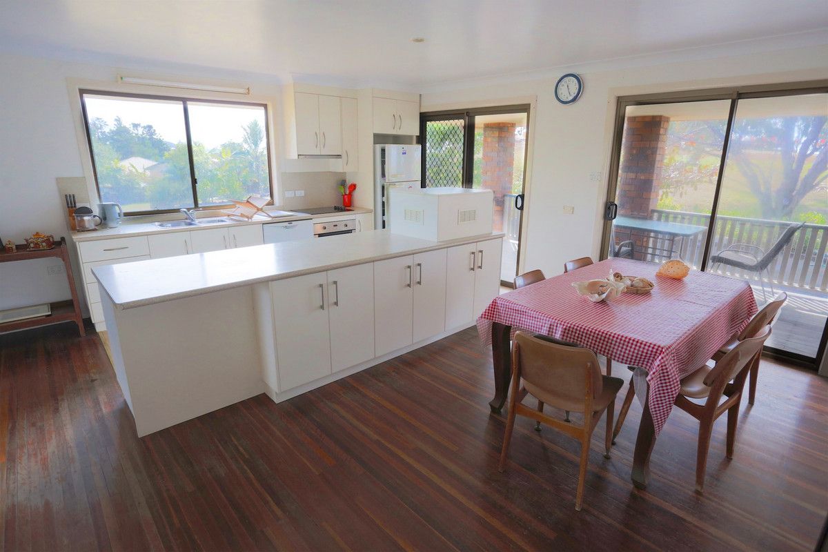 9 Emu Street, Emu Park QLD 4710, Image 2