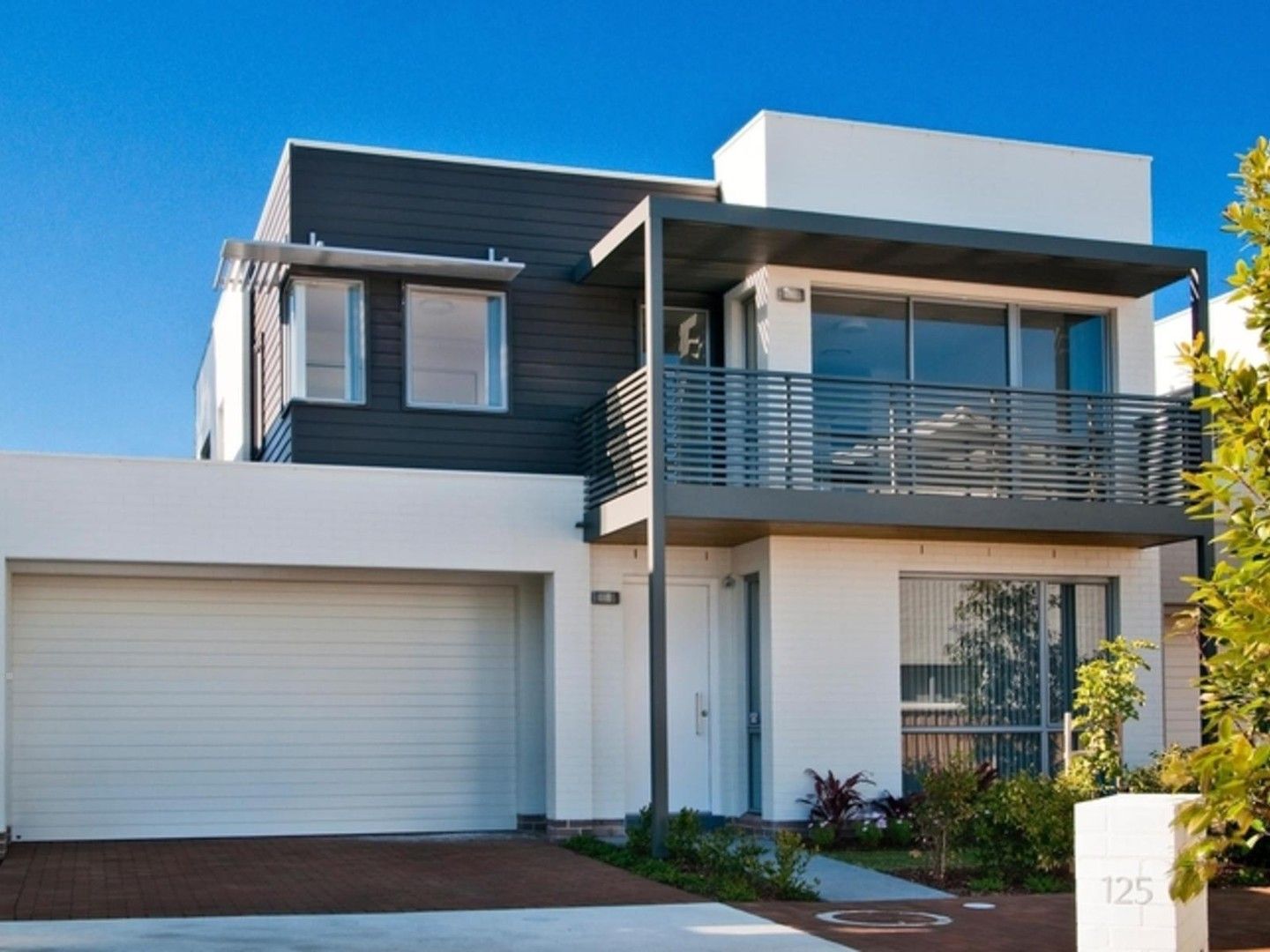 4 bedrooms House in 123 Fairsky Street COOGEE NSW, 2034