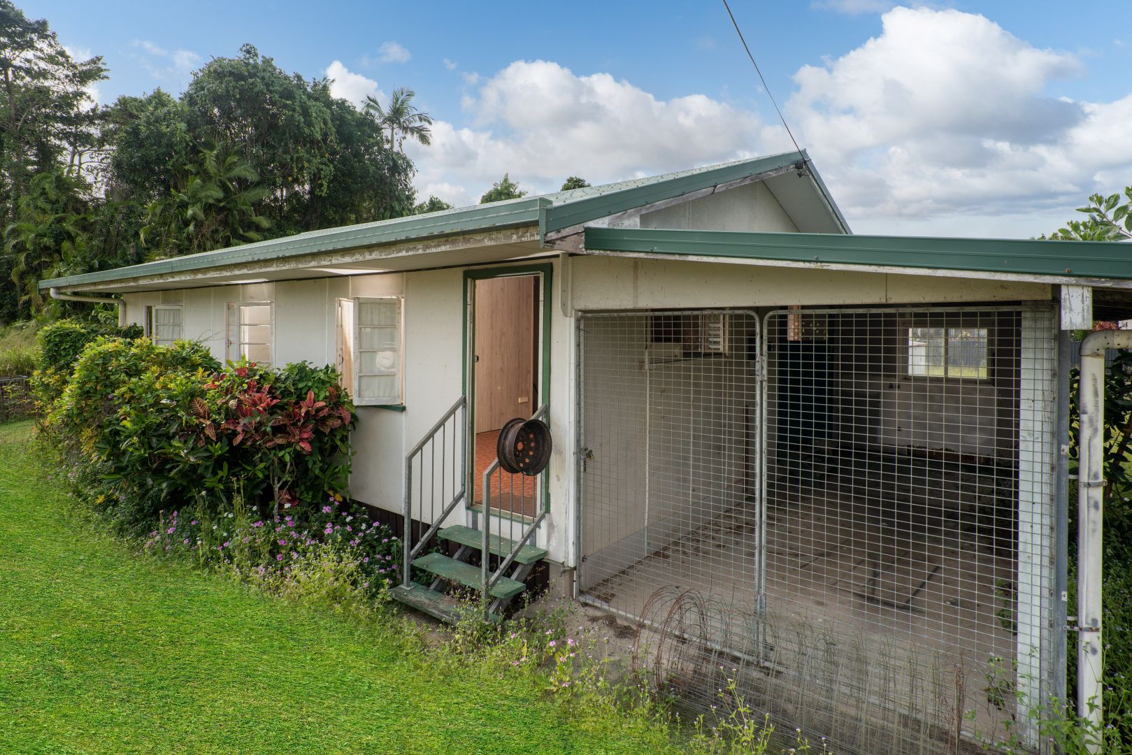 8 Bradford Street, South Innisfail QLD 4860, Image 2