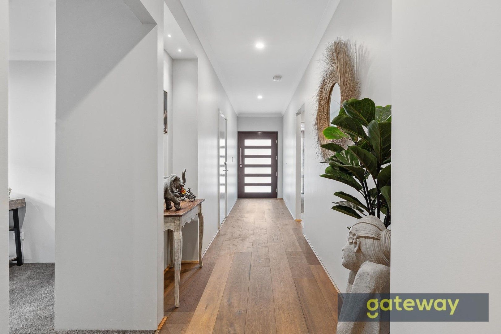 8 Halite Way, Treeby WA 6164, Image 1