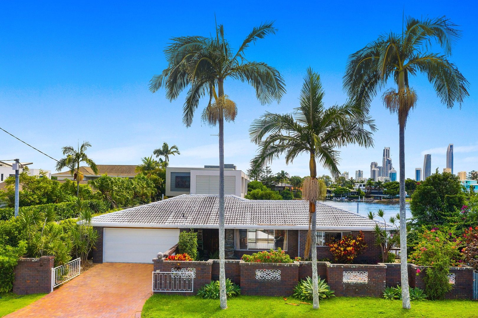 125 Monaco Street, Broadbeach Waters QLD 4218, Image 0