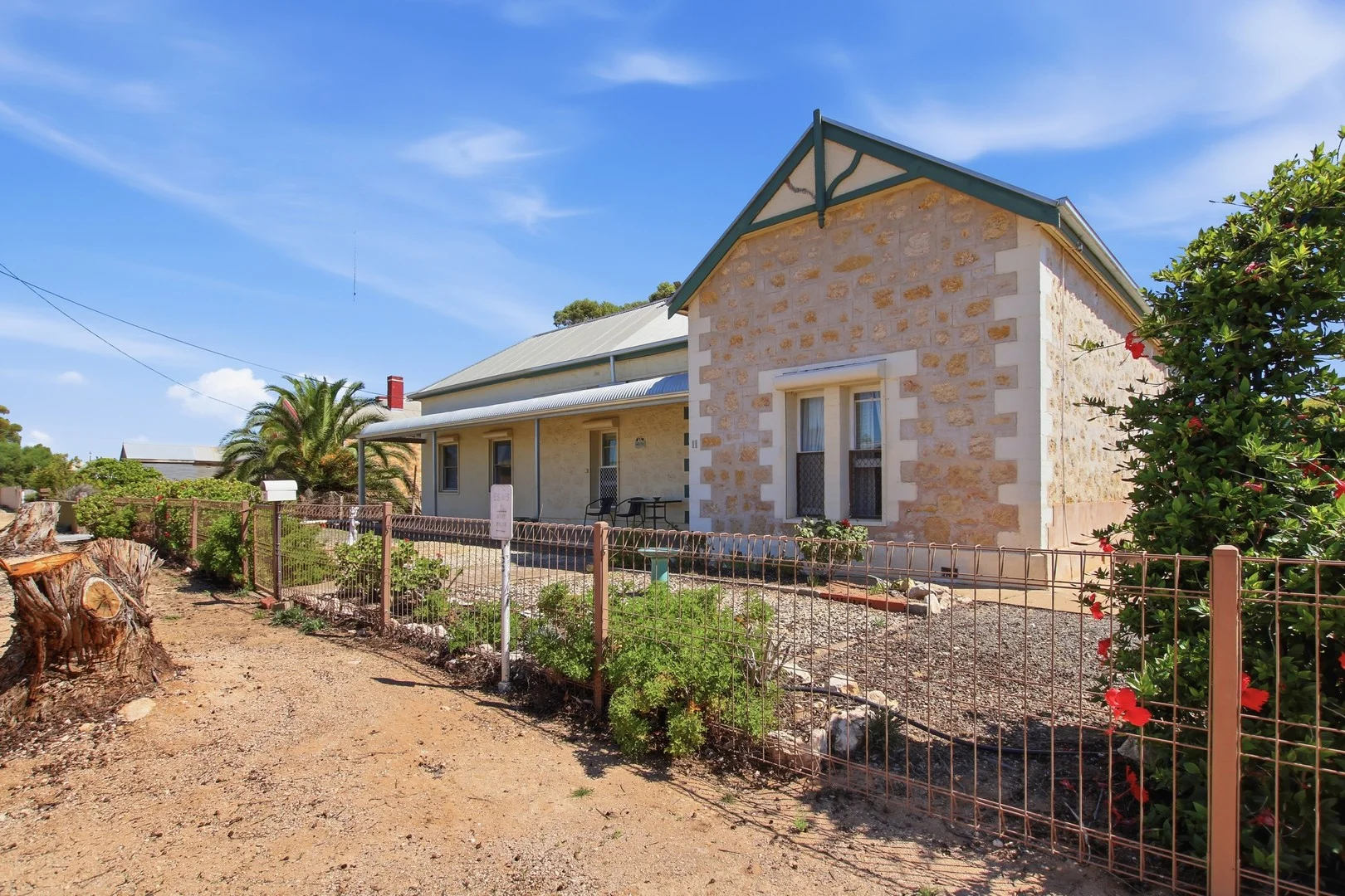 11 Fifth Street, Morgan SA 5320